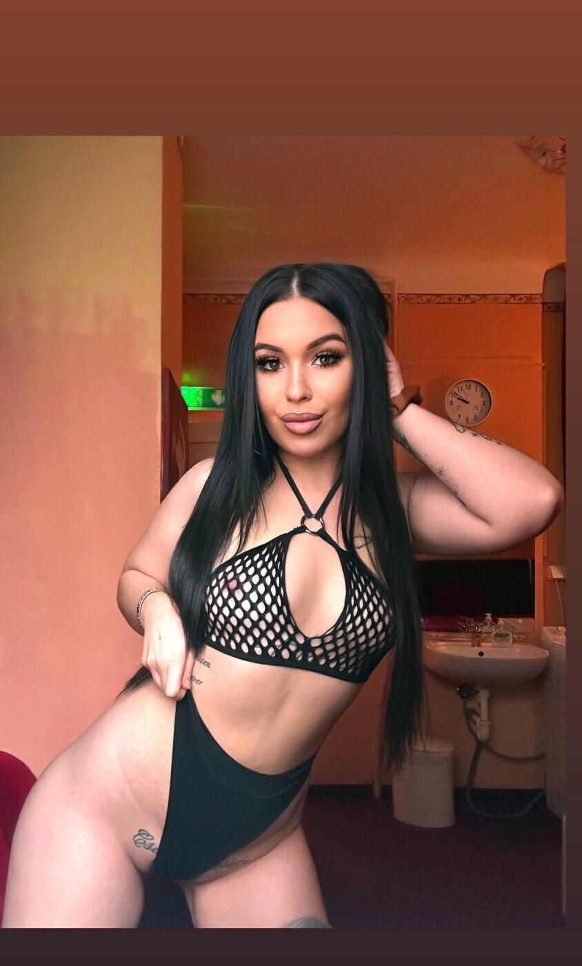Karina Anal
