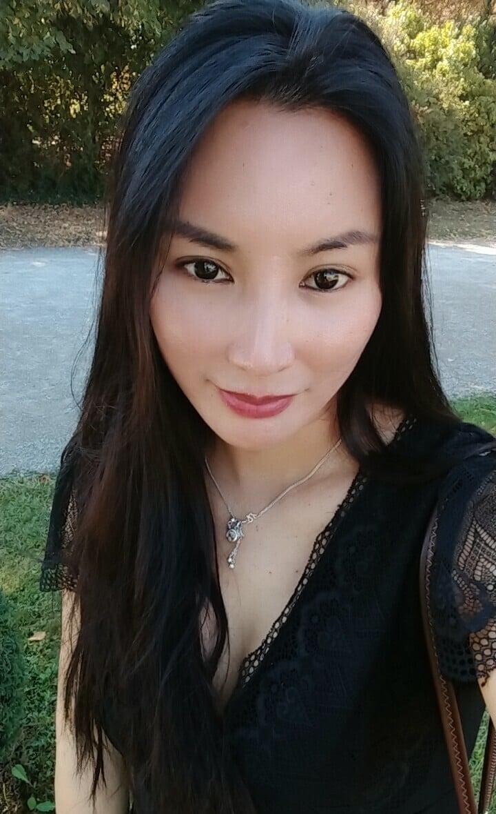 Mona