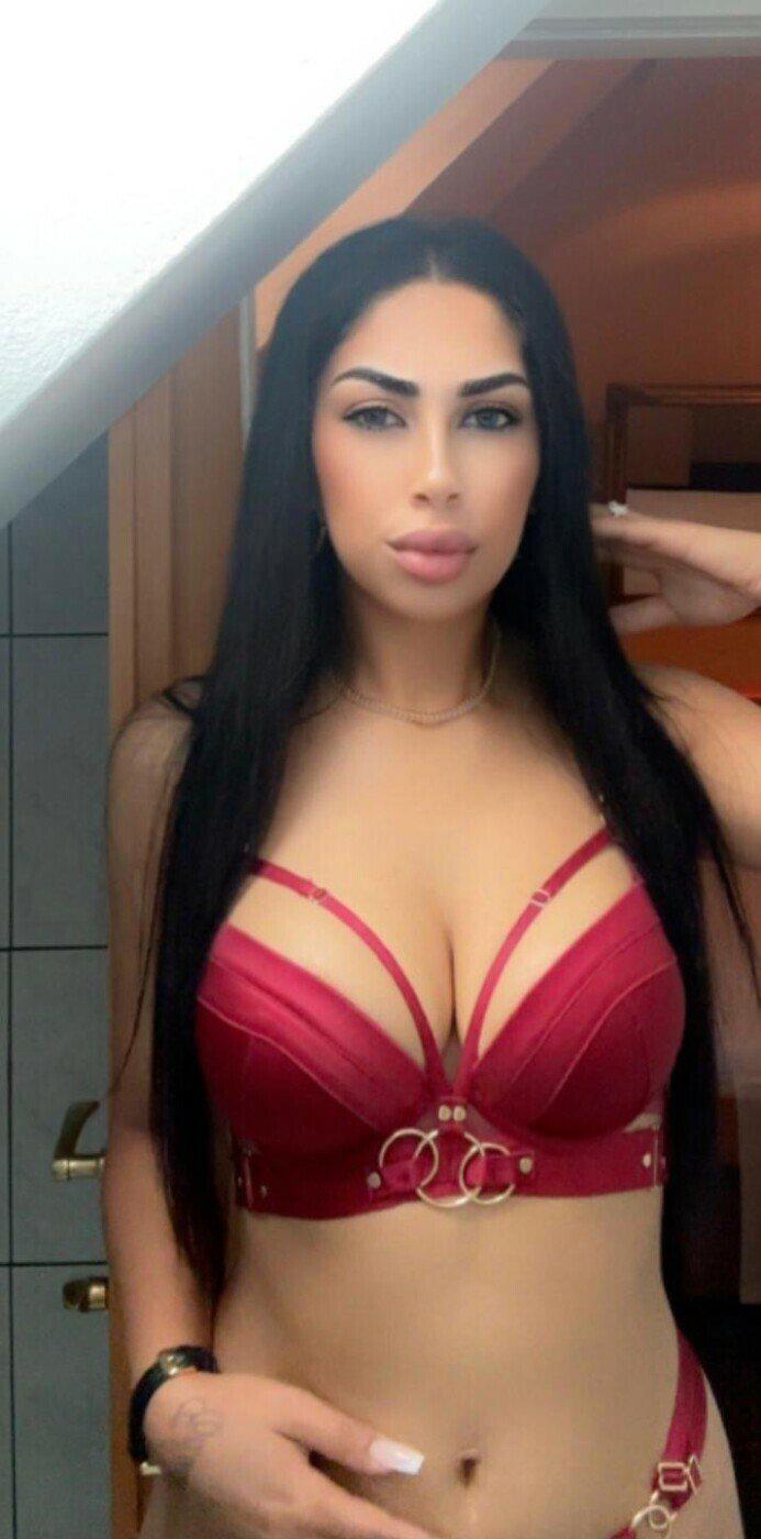 Amira